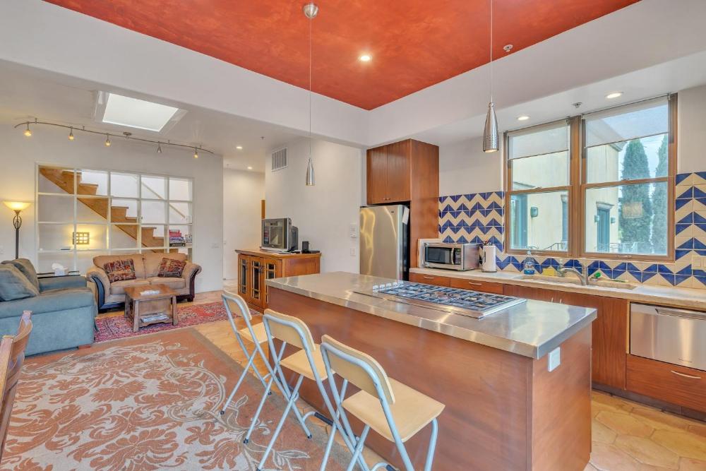 Cypress House & Studio, Walk to Healdsburg Plaza home